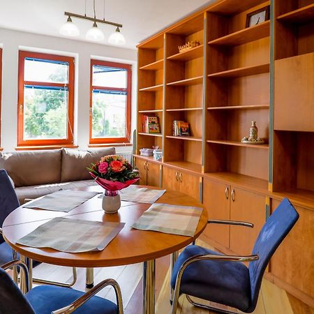 Roger Federer Apartmanja بالاتونفوريد المظهر الخارجي الصورة